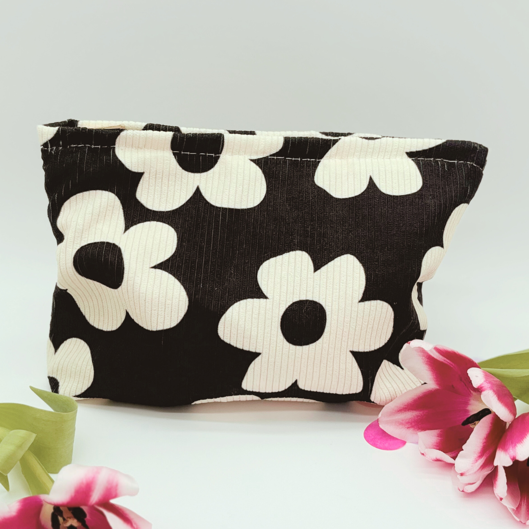 The Happy Birthday Gift Set For Her – Black And White Edition