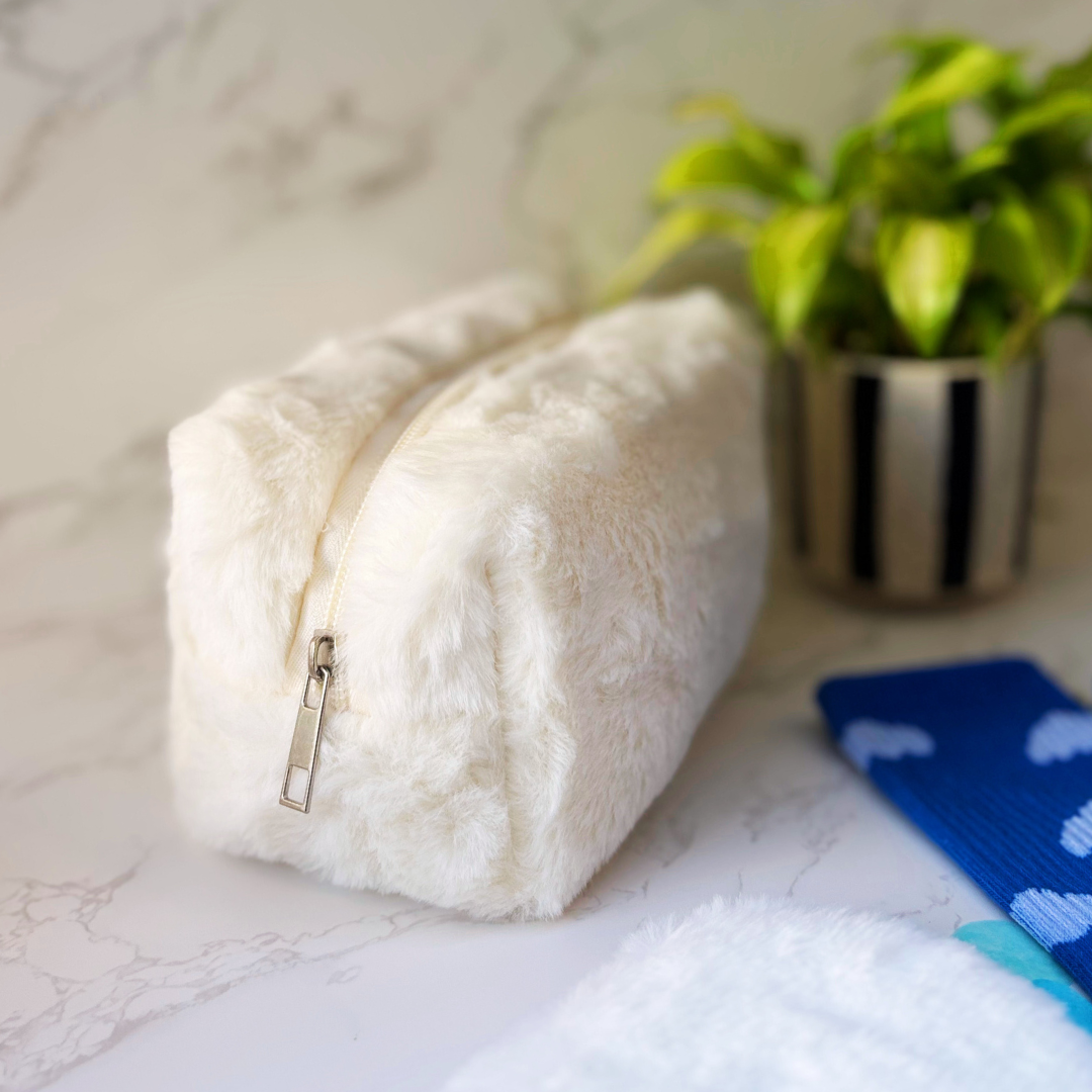 Head In The Clouds Gift Box – A Sleep Well Cosy Treat For Birthdays, Well Done Or Just Because