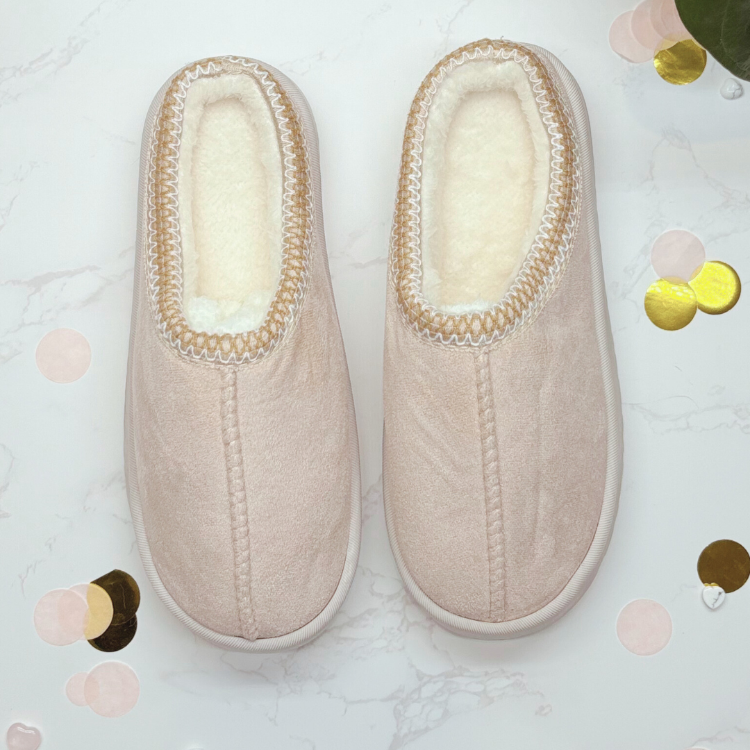 Cosy Self Care Gift For Her – Slippers, Gold Earrings, Makeup Bag & Hand Cream (SILVER)