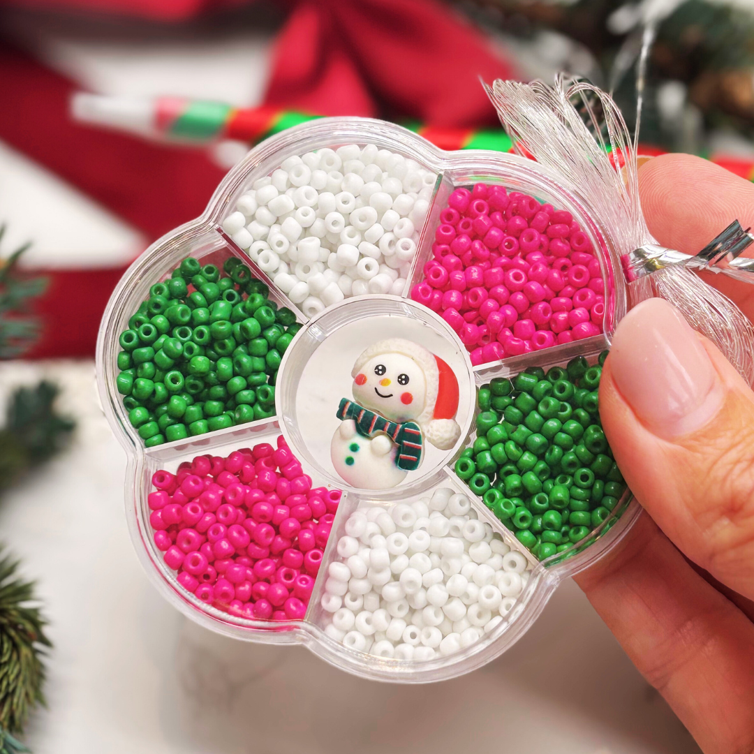Kids & Tween Christmas Craft Gift Box – Festive Socks, Snowman Pen, Crafts & Reindeer Keyring