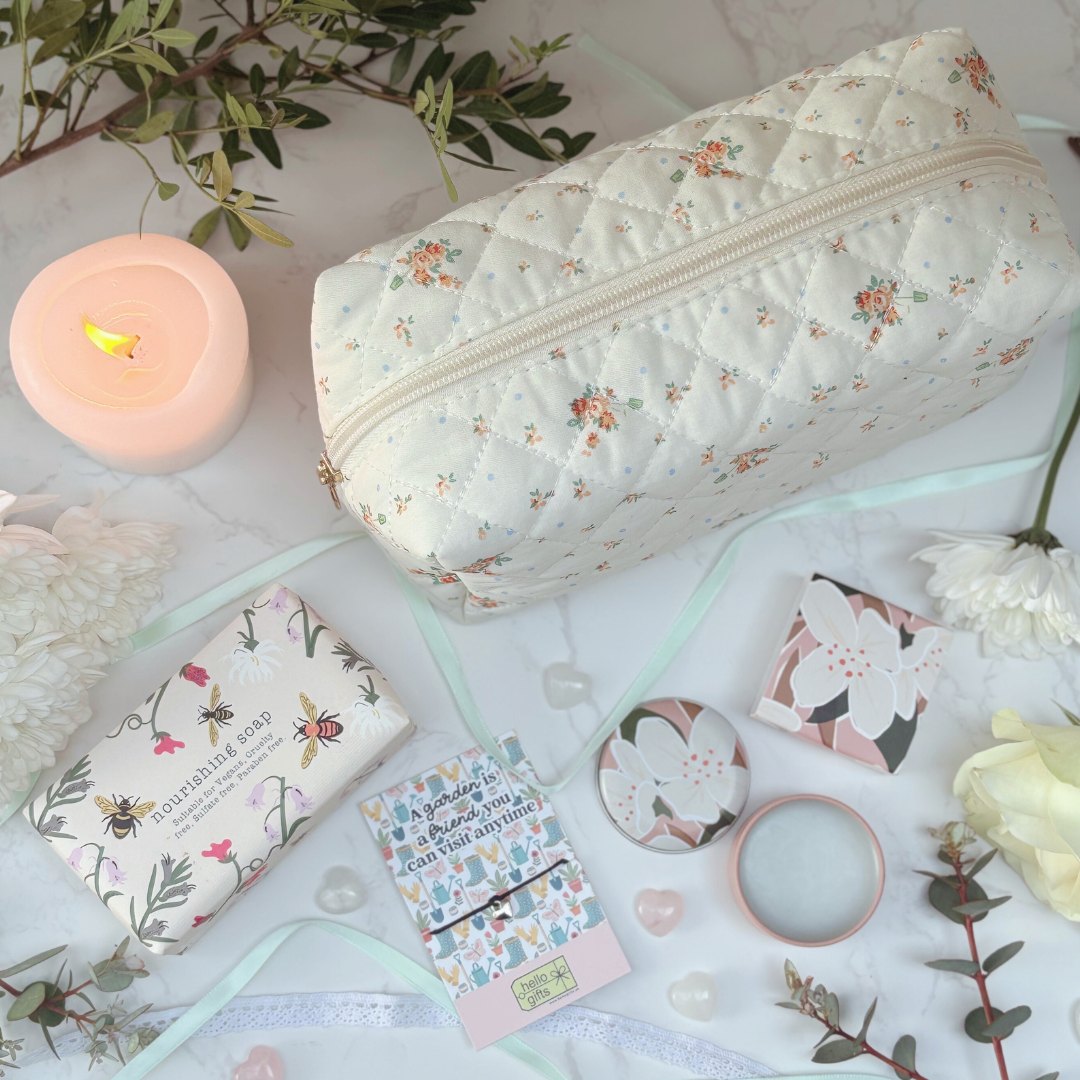 NEW Floral Treats Gift Box – A Thoughtful Gift For Her, Perfect for Mum, Gran Or Auntie