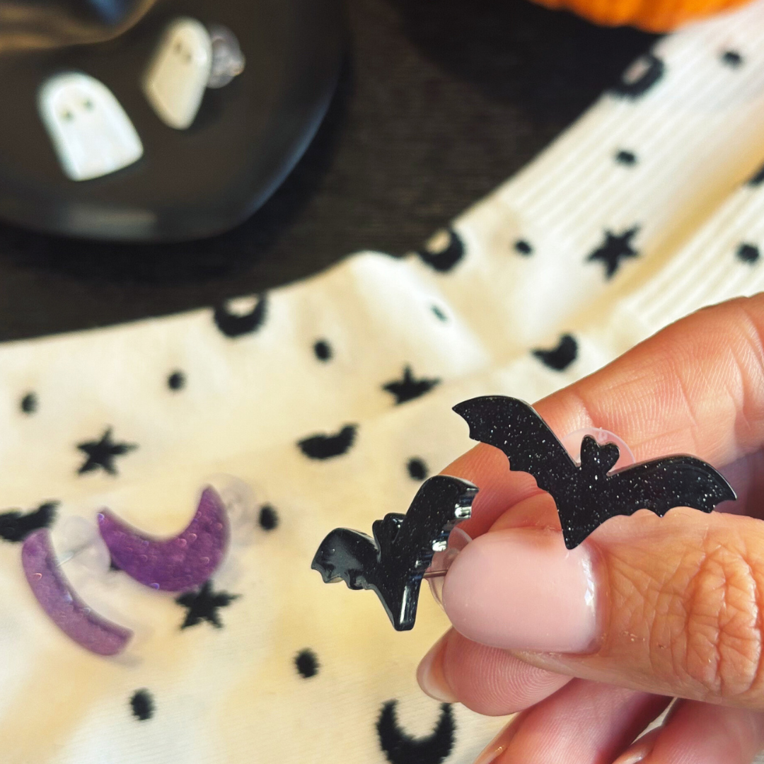 Halloween Boo Box – Six Spooky Accessories & Ghost Chocolate Gift for Teens & Tweens LIMITED EDITION