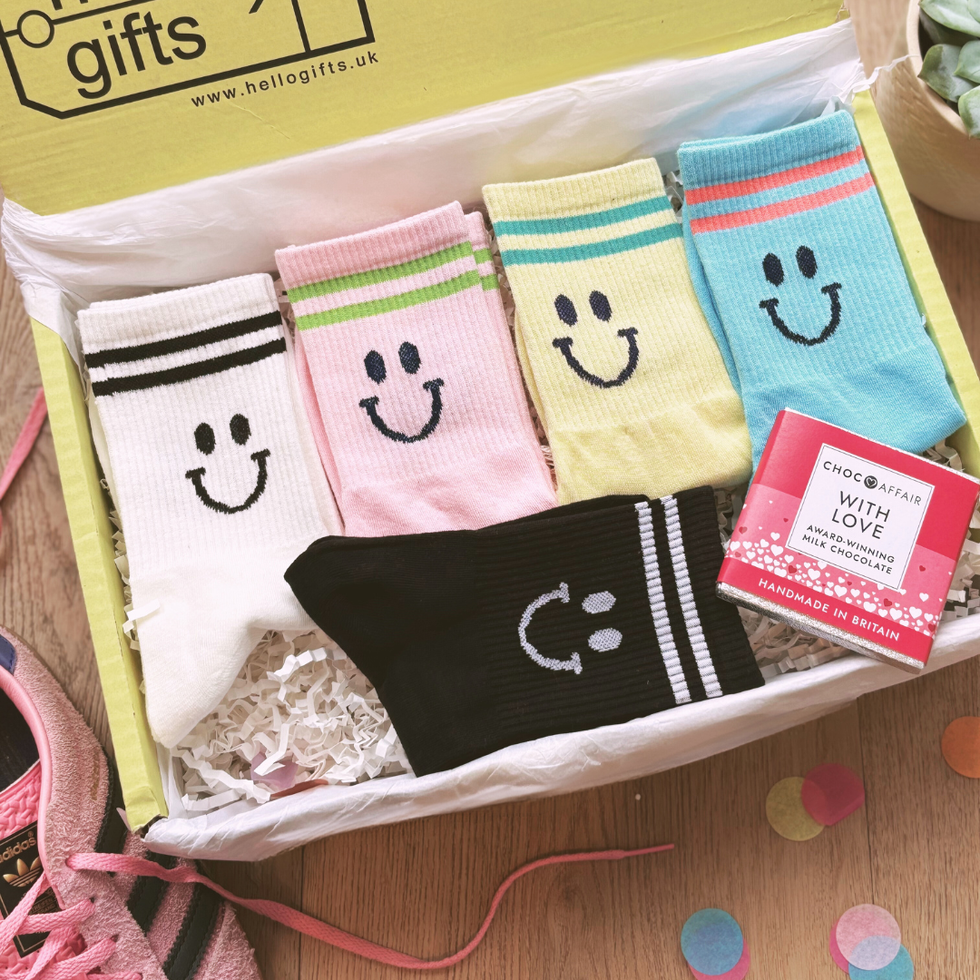 Happy Socks Letterbox Gift – 5 Pairs of Colourful Smile Socks