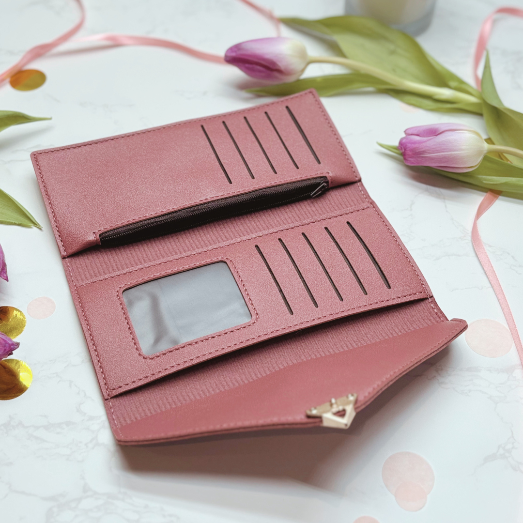 Heart Clasp Long Purse – Ideal Valentine’s or Mother’s Day Gift For Her (Pink or Black)