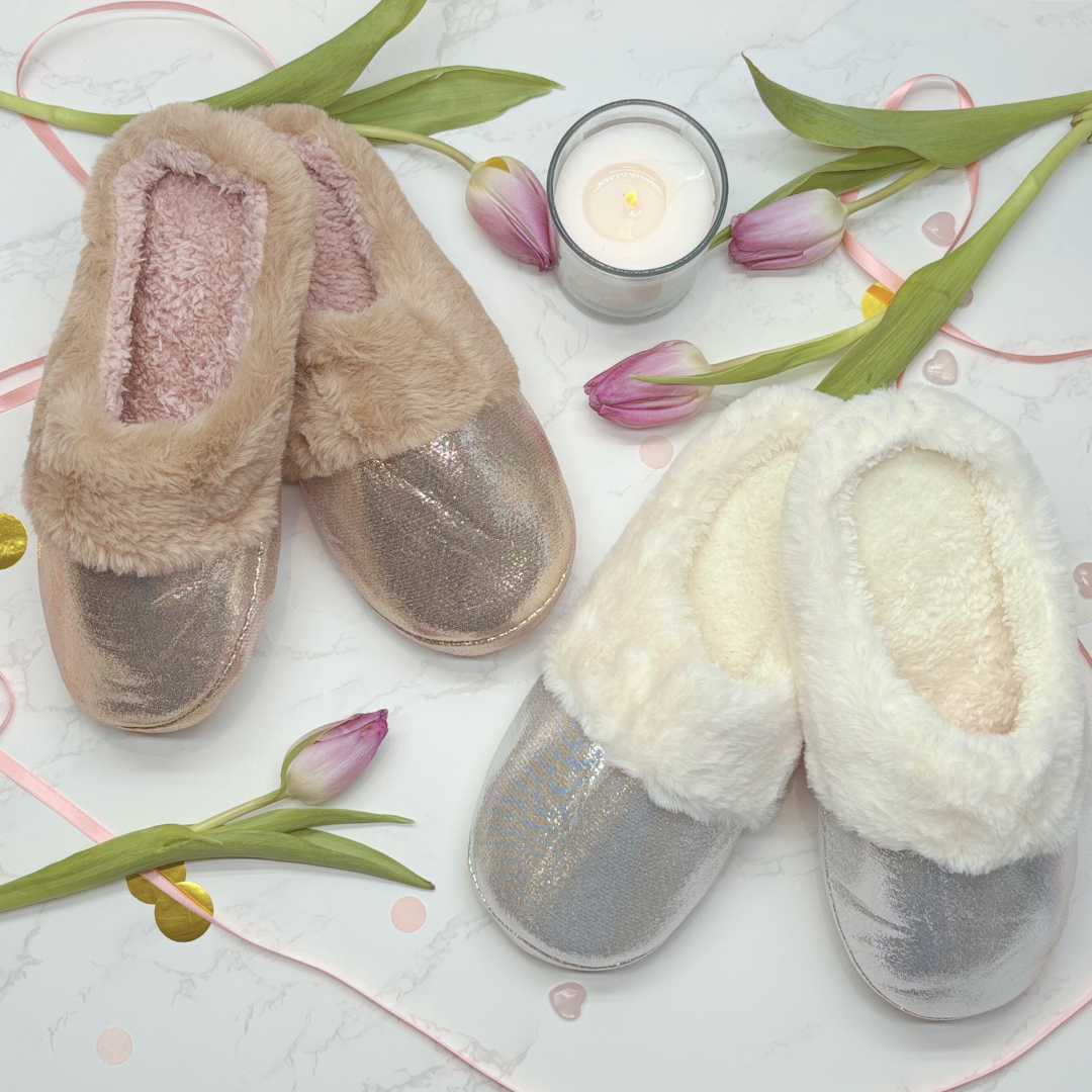 Fluffy Faux Fur Slippers For Her – Gold Sparkly Cosy Slippers
