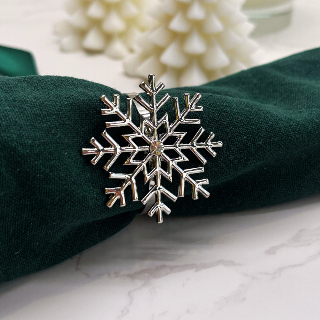 Snowflake Napkin Ring – Gold or Silver Christmas Table Decoration (Set of 4 or 6)