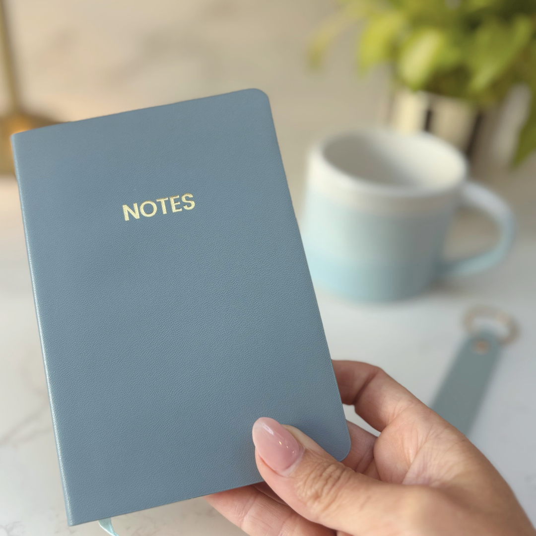 Stylish Gift Box For Her – Ombre Mug, Notebook And Keyring Set In Blue