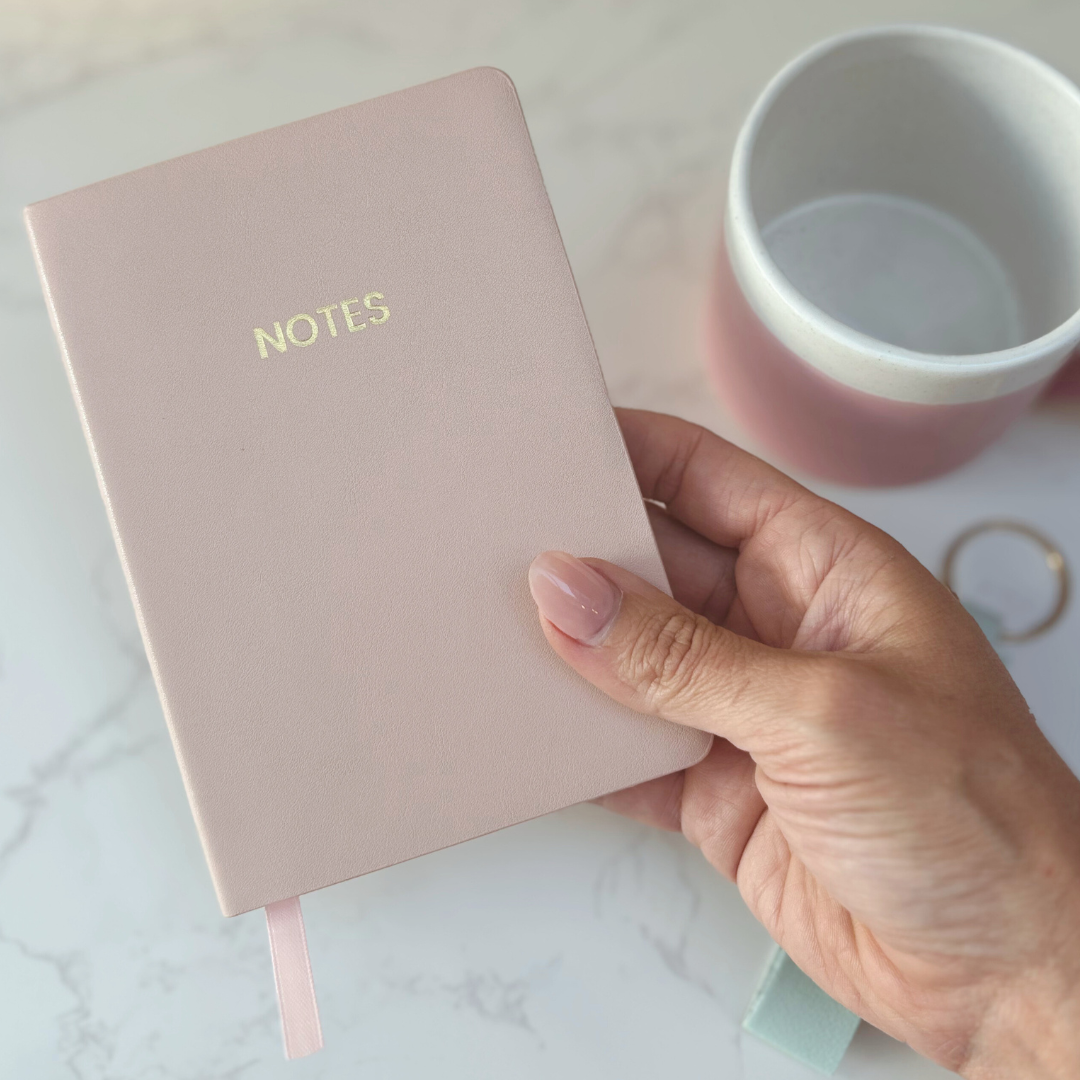 Stylish Gift Box For Her – Ombre Mug, Notebook And Keyring Set In Pink