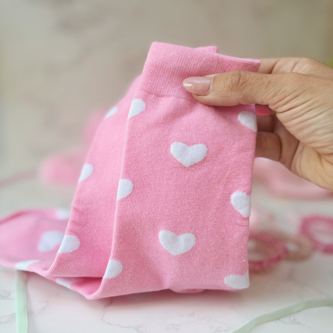 Gift Box For Girls – Fluffy Notebook And Self Care Treats – Pink Edition