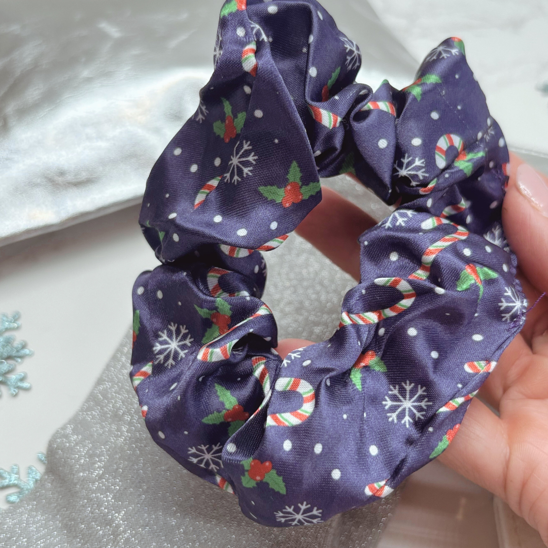 Christmas Party Ready Letterbox Gift – SILVER. Sparkle Socks, Bracelet, Silver Purses & Festive Accessories for Her