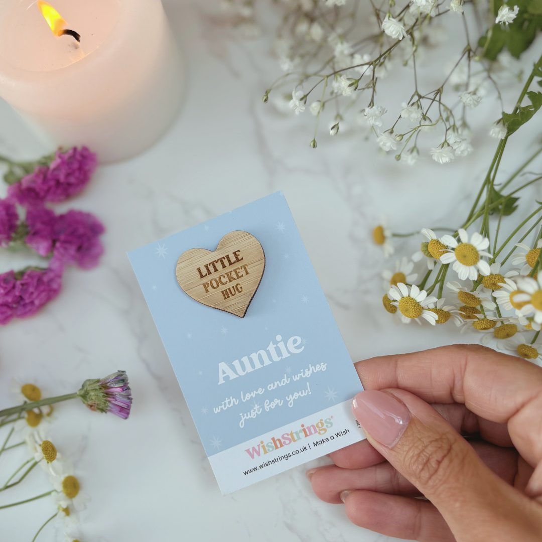 Auntie Little Pocket Hug – Sustainable Bamboo Heart Token on Card