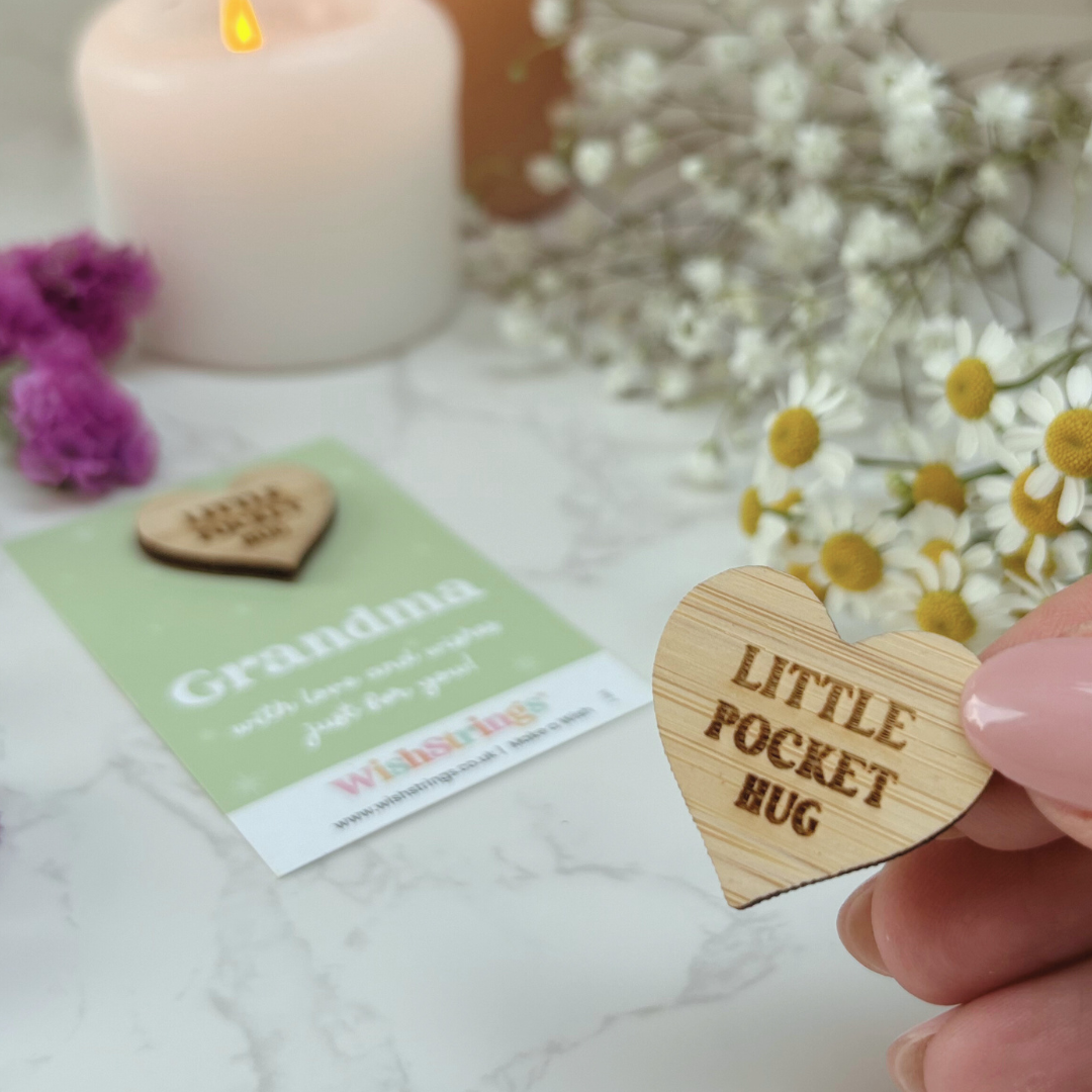 Grandma Little Pocket Hug – Sustainable Bamboo Heart Token on Card
