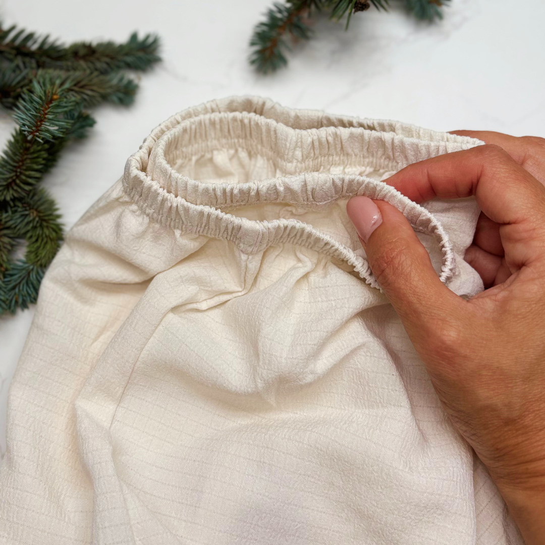 Luxury Monochrome Pyjamas Gift Box – Chic Cream Christmas PJ Set with Eye Mask & Satin Bow