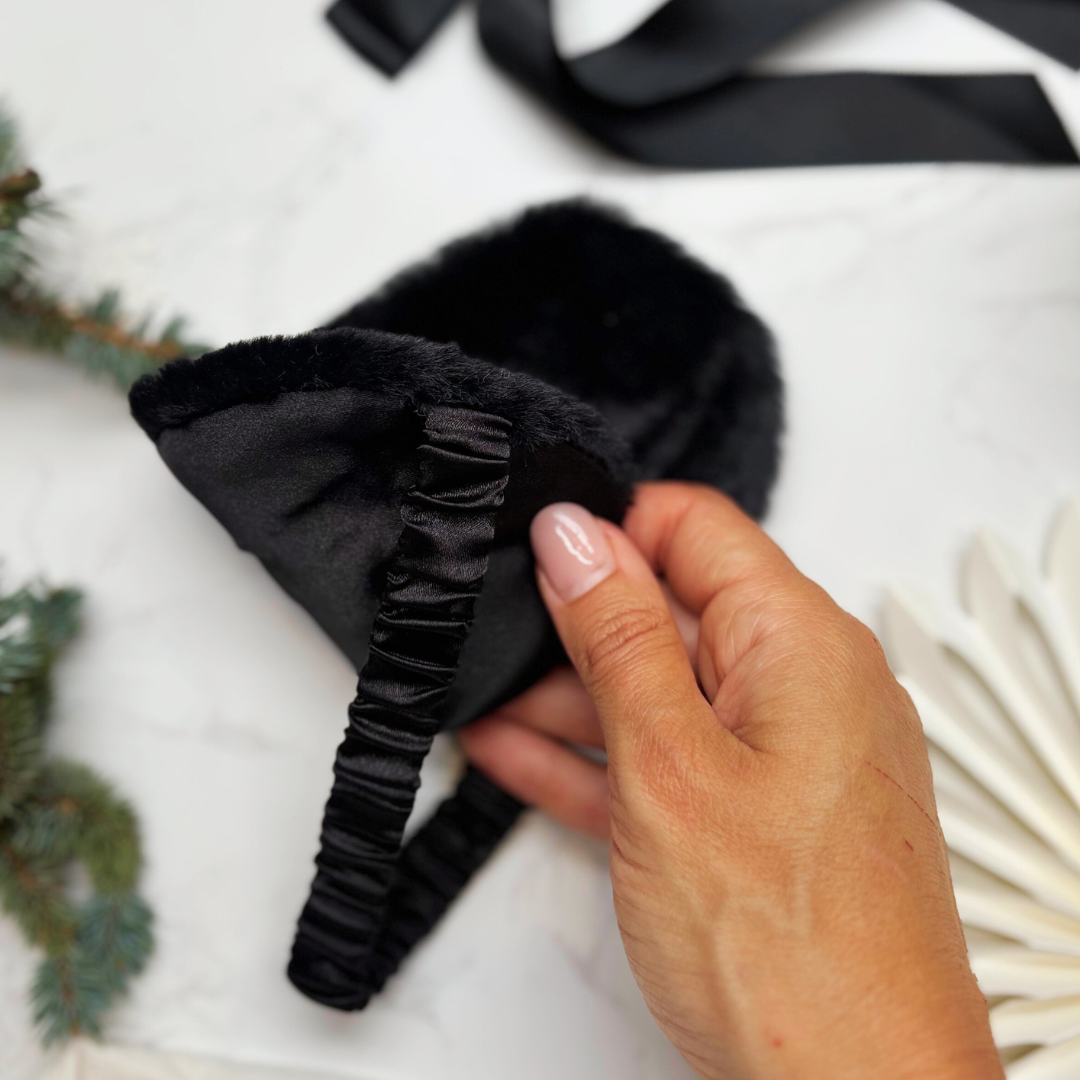 Luxury Monochrome Pyjamas Gift Box – Chic Cream Christmas PJ Set with Eye Mask & Satin Bow