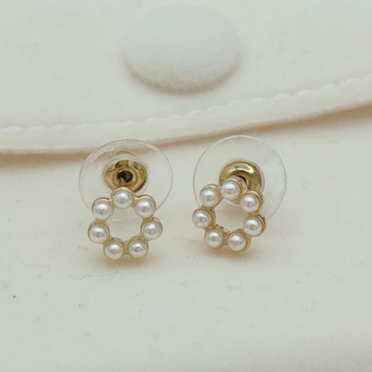 Pearl Circle Stud Earrings