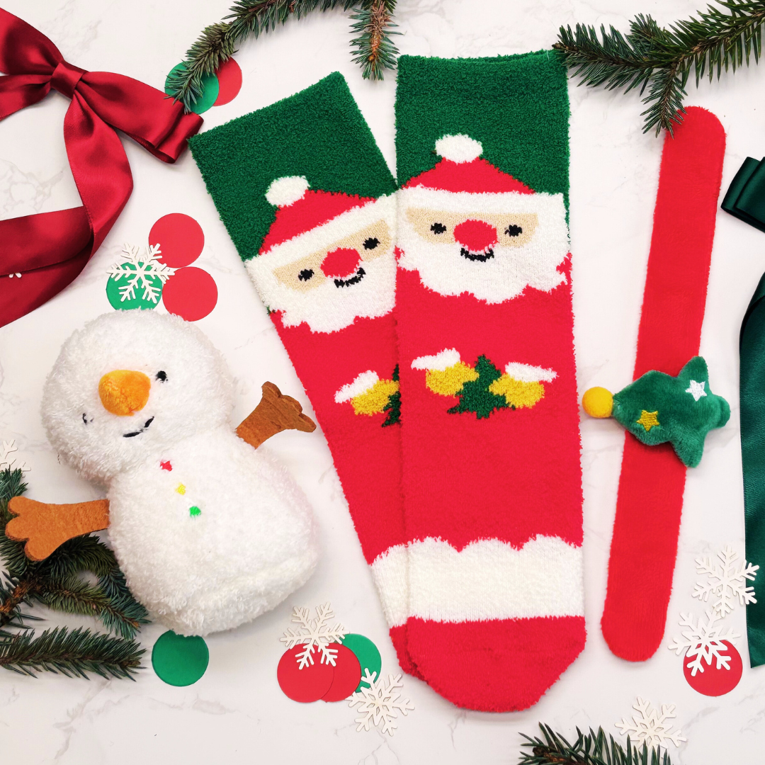 Baby’s First Christmas Gift Box – Snowman Toy, Festive Socks &amp; Snap Band for Baby or Toddler