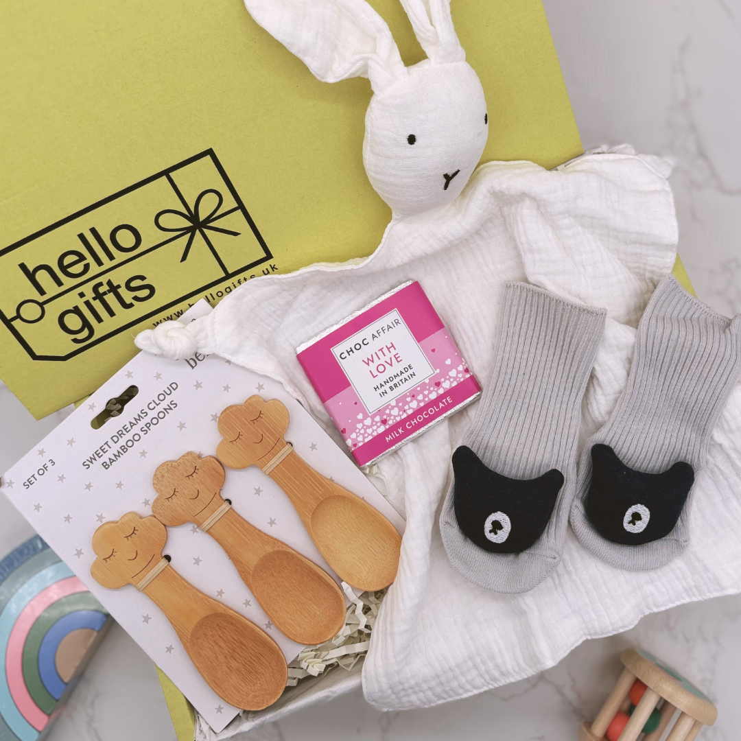Hello Little One Baby Gift Set – Letterbox Friendly Gift For Baby