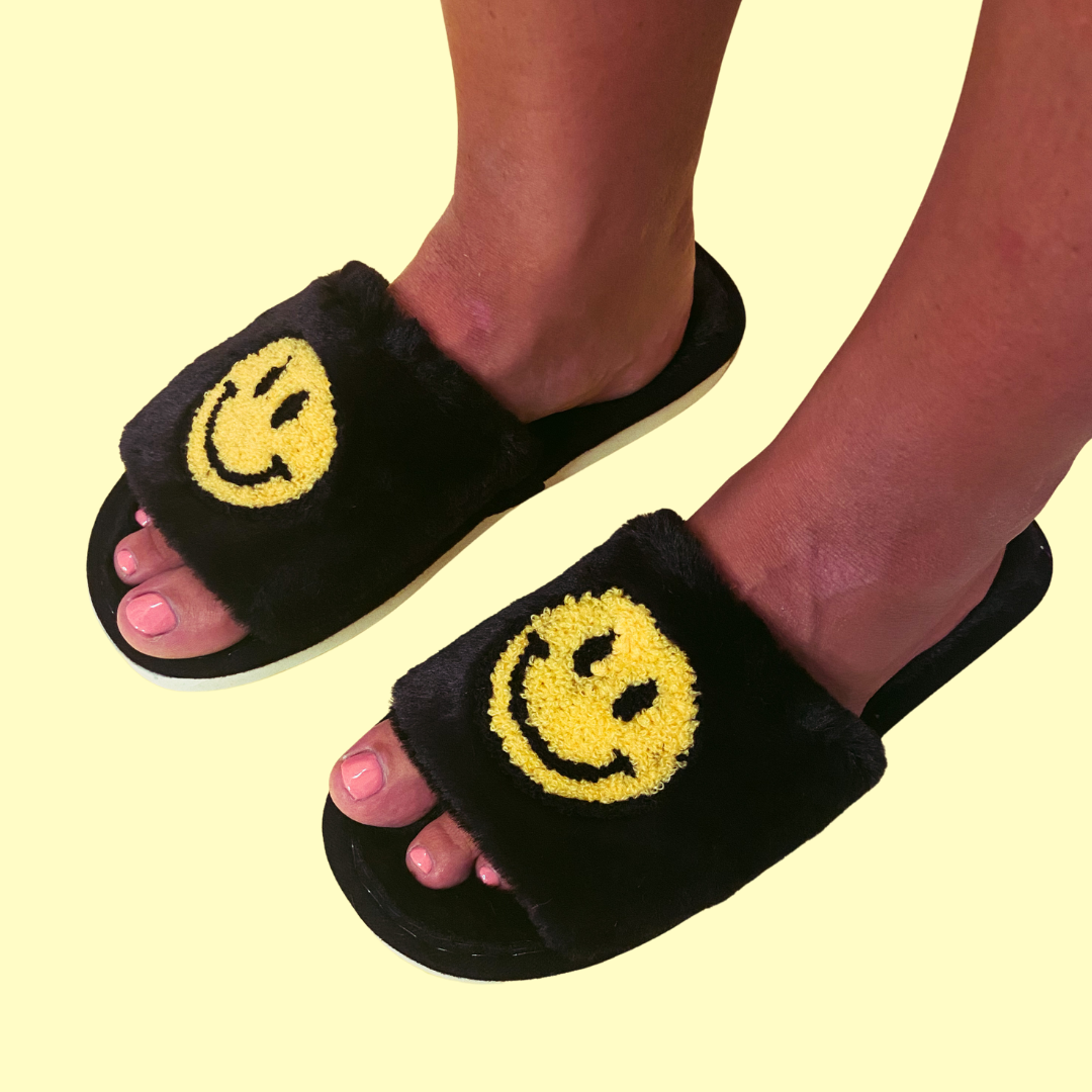 Happy Face Slipper - Black