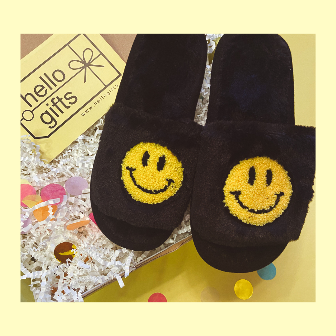 Happy Face Slipper - Black