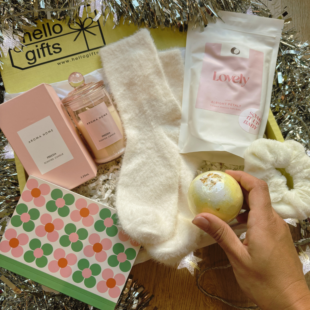 The Blooming Lovely Christmas Gift Box