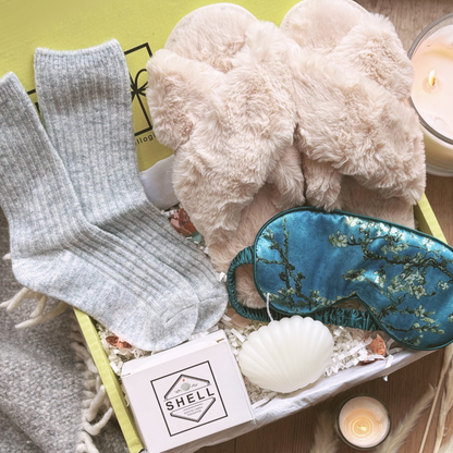 The Cosy Winter Night Essentials Gift Box