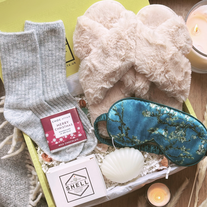 The Cosy Winter Night Essentials Gift Box