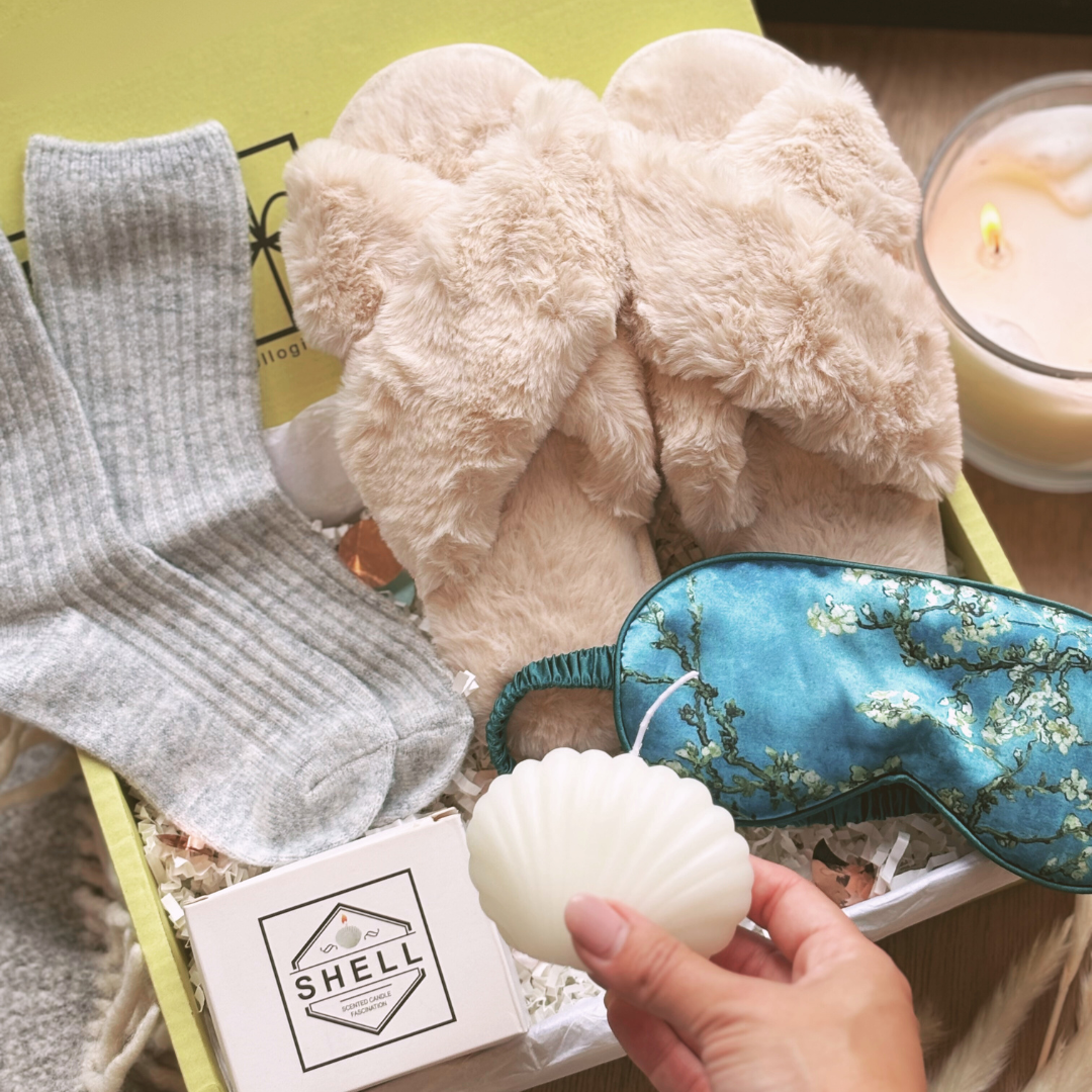 The Cosy Winter Night Essentials Gift Box