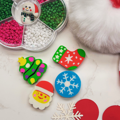 Kids &amp; Tween Christmas Craft Gift Box – Festive Socks, Snowman Pen, Crafts &amp; Reindeer Keyring