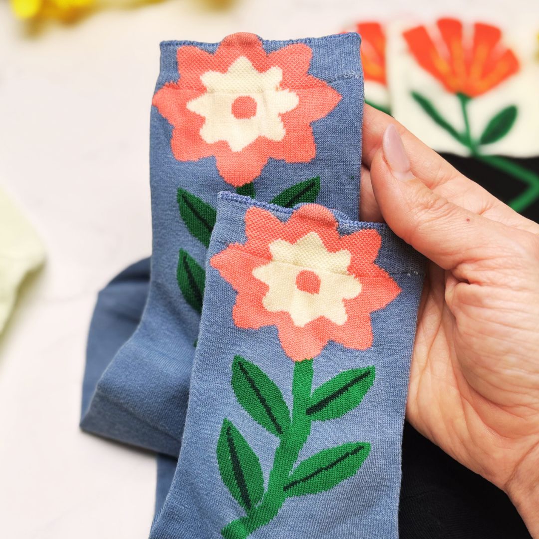 Mother’s Day Flower Socks Gift Set – Cosy Floral Socks Gift For Mum