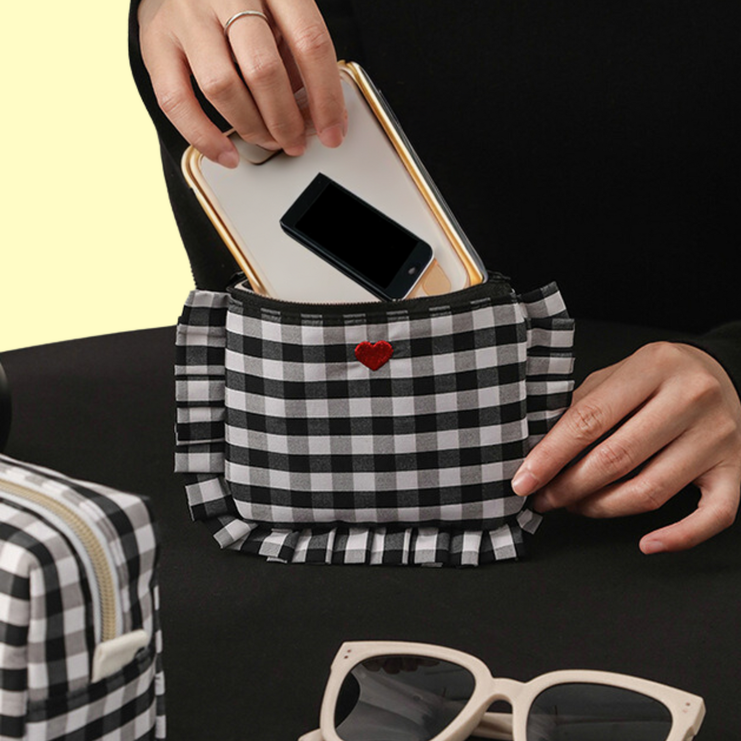 Gingham purse - Black and White