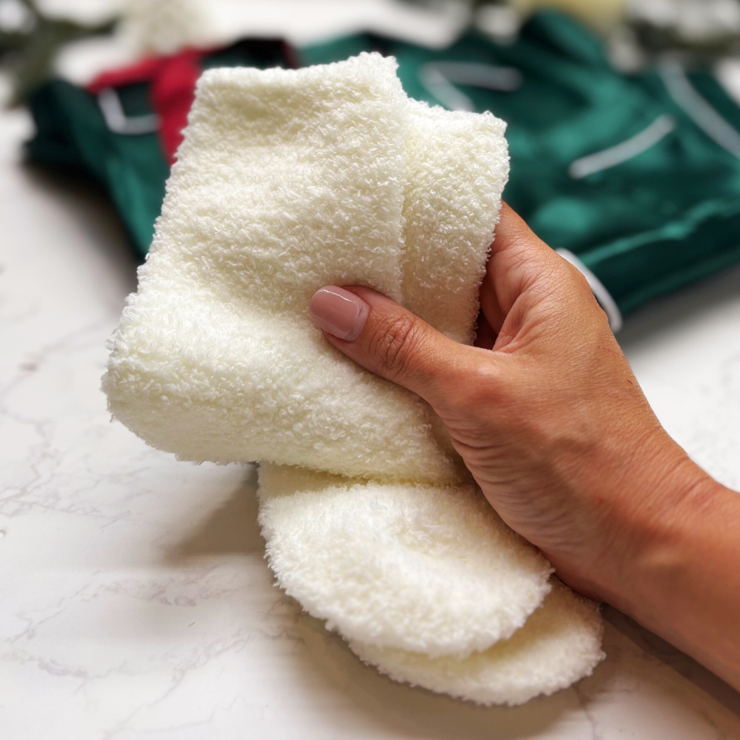 Festive Luxury Pyjama Gift Box – Satin Christmas PJs, Candle, Socks &amp; Accessories for Her - FESTIVE GREEN