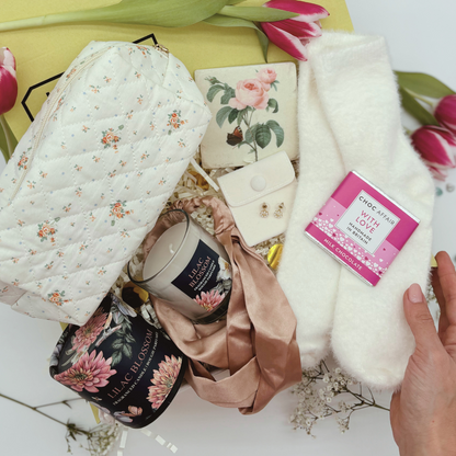 Floral Elegance Mother’s Day Gift Set