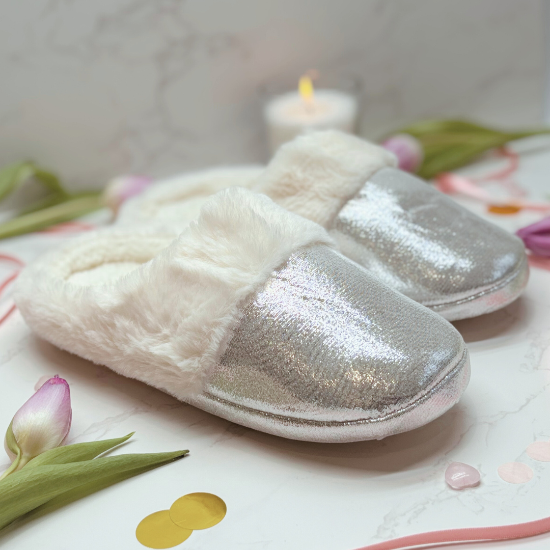 Fluffy Faux Fur Slippers For Her – Silver Sparkly Cosy Slippers