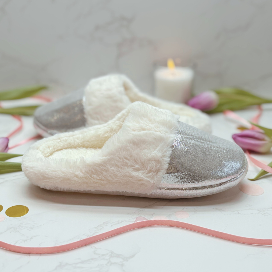 Fluffy Faux Fur Slippers For Her – Silver Sparkly Cosy Slippers