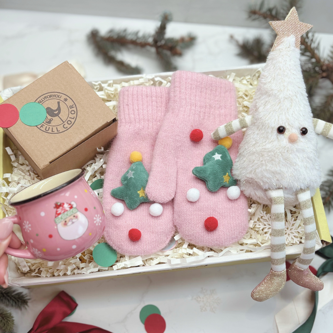 Kids Christmas Eve Gift Box – Mug, Gloves, Christmas Tree Decorative Soft Toy &amp; Chocolate PINK