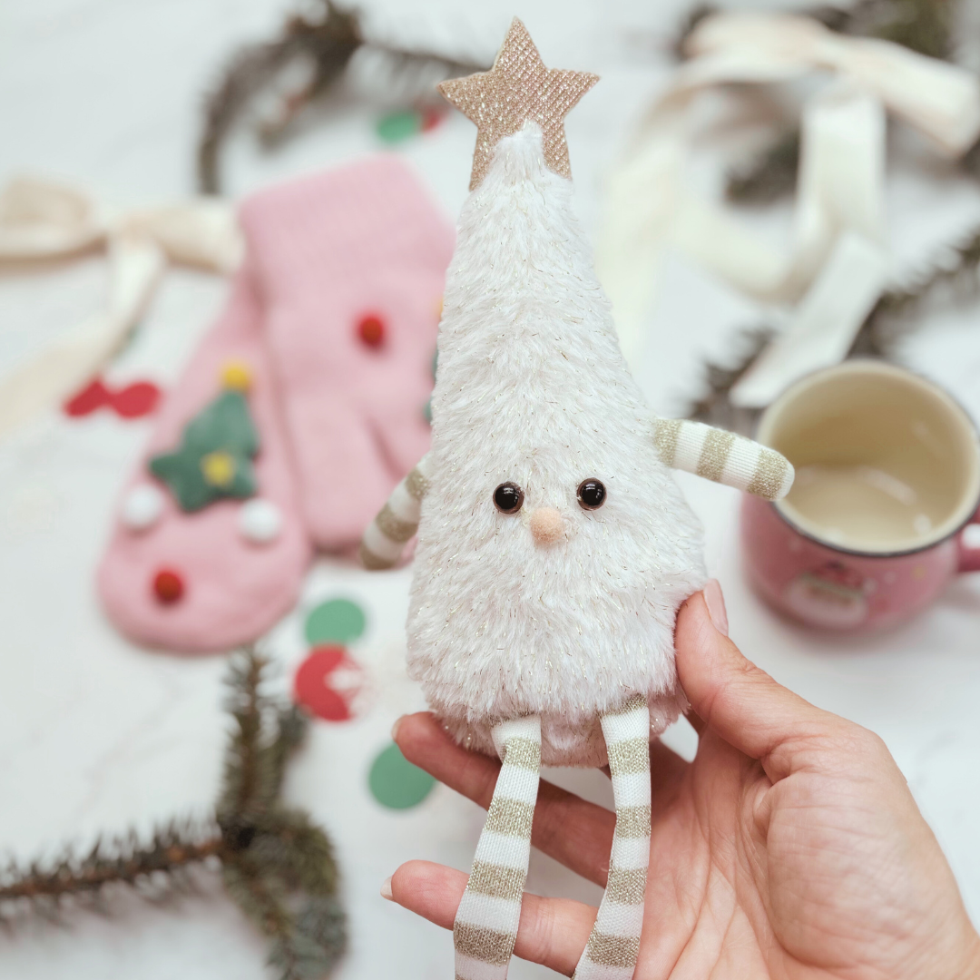 Kids Christmas Eve Gift Box – Mug, Gloves, Christmas Tree Decorative Soft Toy &amp; Chocolate PINK