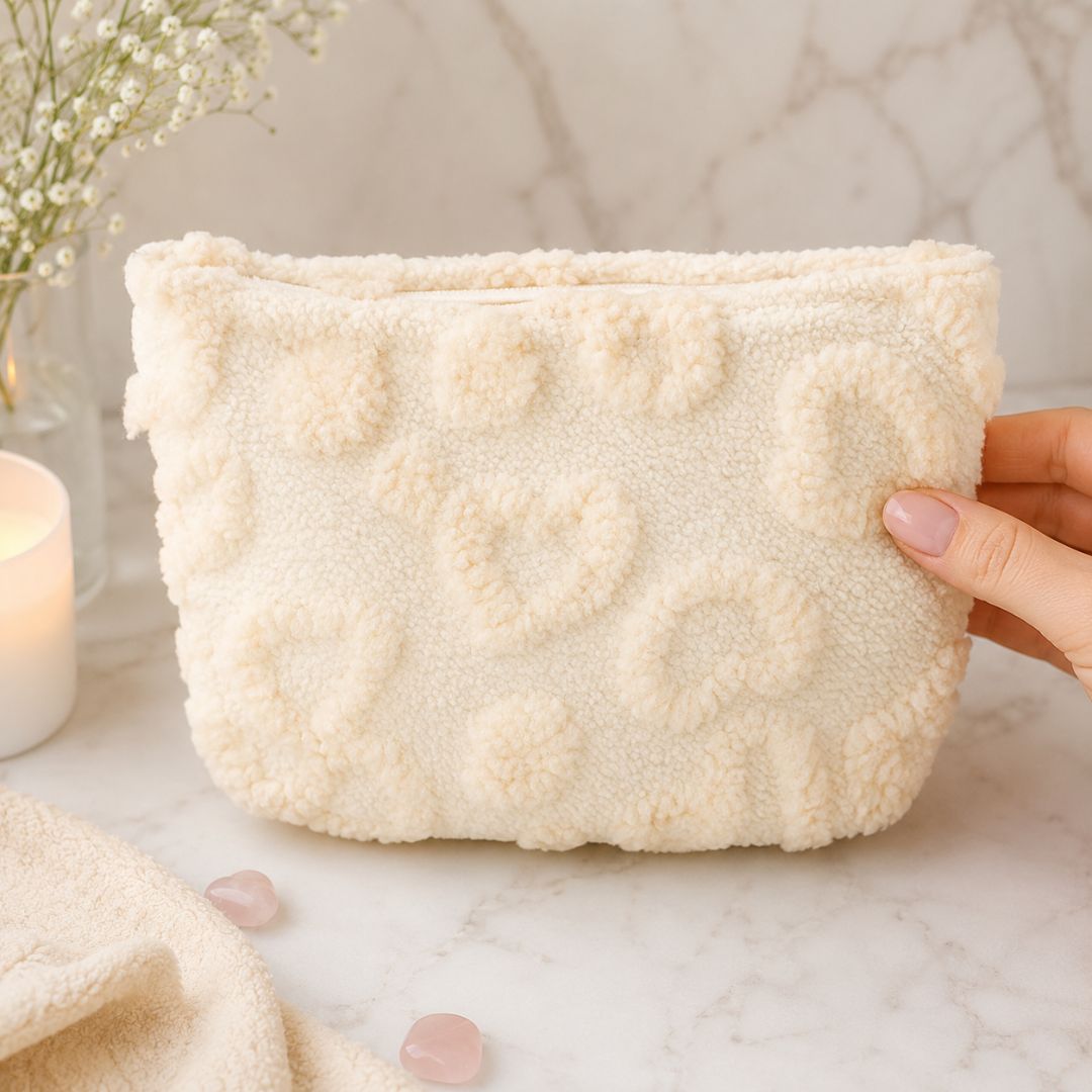 Cream make up bag