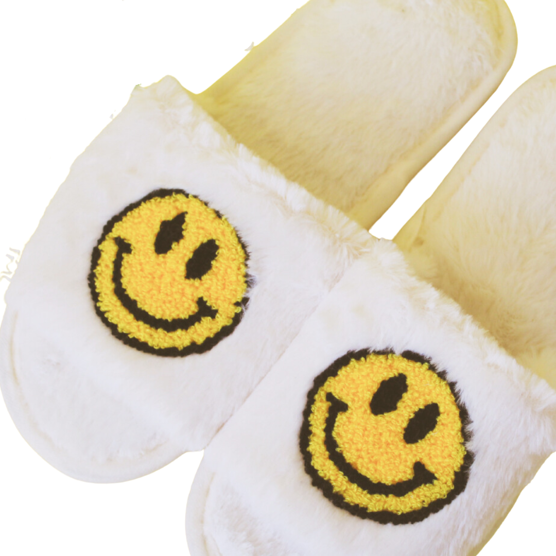 Smiley Face White Slippers – Bestseller Gift for Women, Teens & Girls