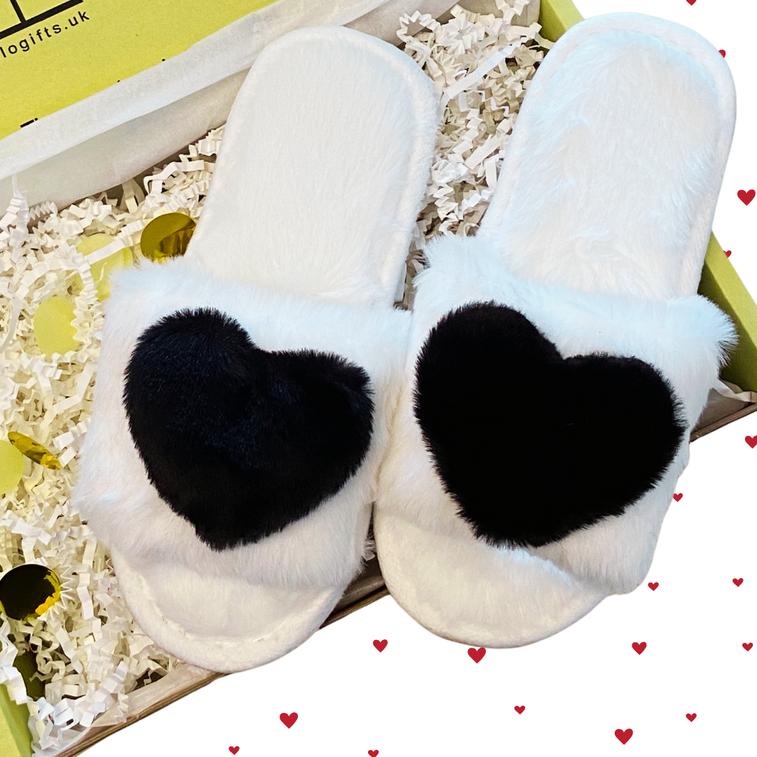 Fluffy Heart Slippers - Dusky Pink