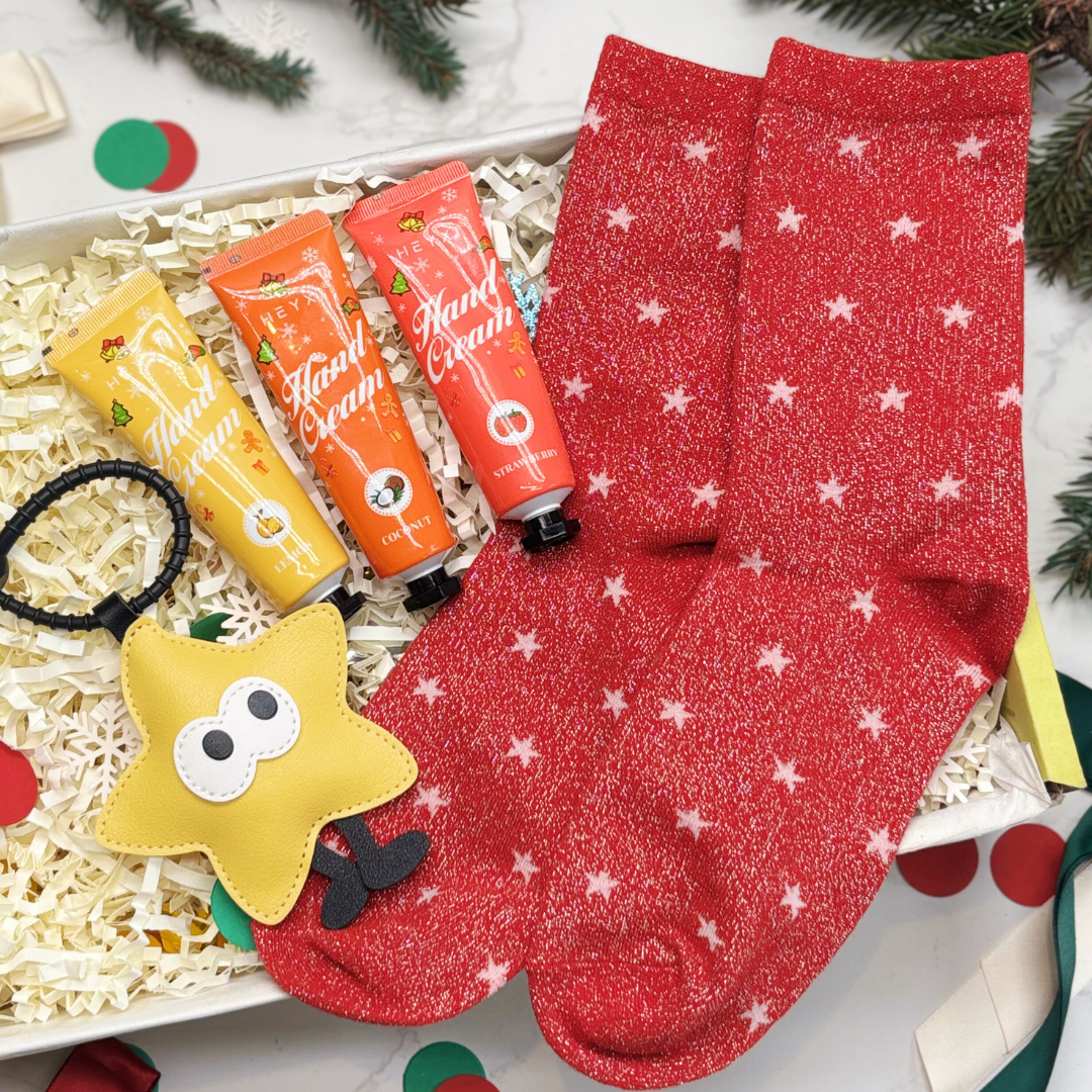 Christmas Letterbox Gift – Sparkly Socks, Hand Cream Trio &amp; Star Keyring–  Festive Gift Set for Her, Tweens &amp; Teens