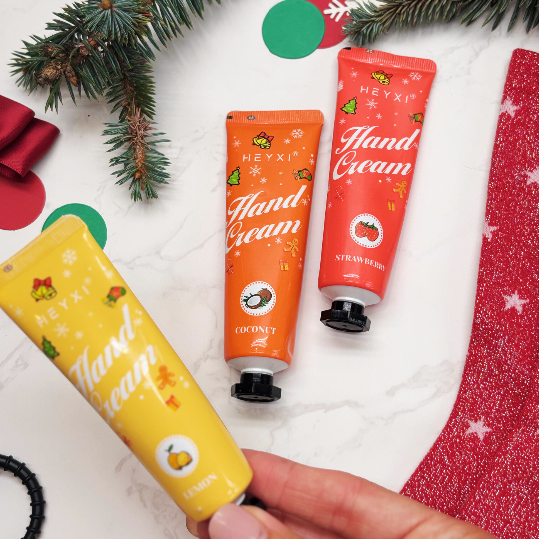 Christmas Letterbox Gift – Sparkly Socks, Hand Cream Trio &amp; Star Keyring–  Festive Gift Set for Her, Tweens &amp; Teens
