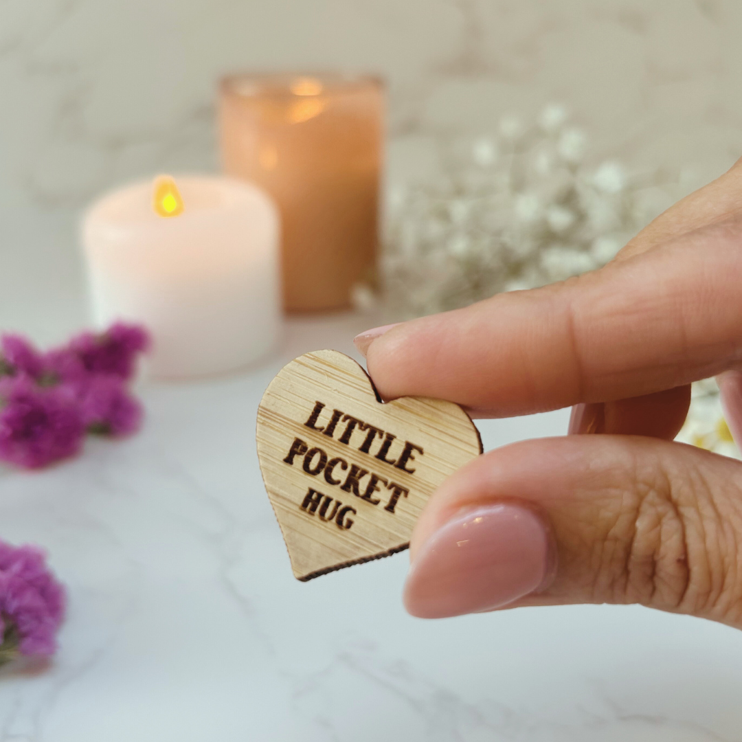 Mum Little Pocket Hug – Sustainable Bamboo Heart Token on Card