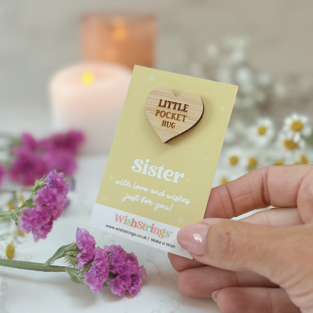 Sister Little Pocket Hug – Sustainable Bamboo Heart Token on Card
