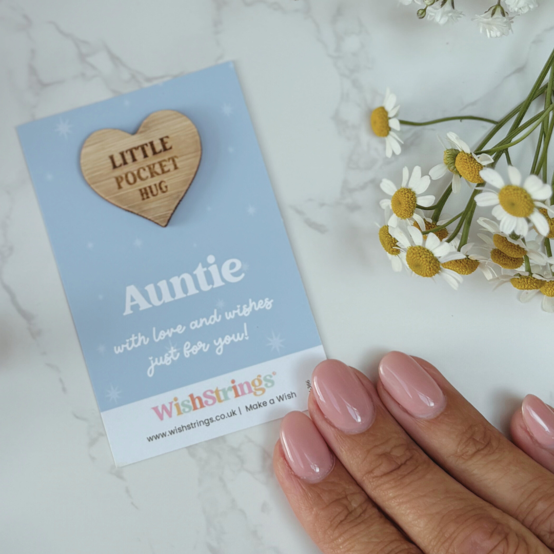 Auntie Little Pocket Hug – Sustainable Bamboo Heart Token on Card