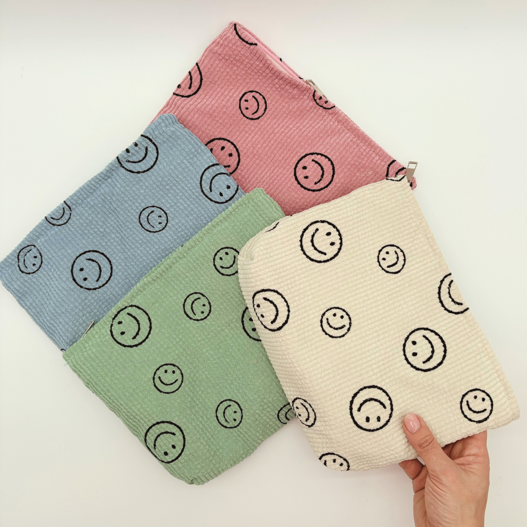 Smiley Face Cosmetic / Make Up Bag - NEW