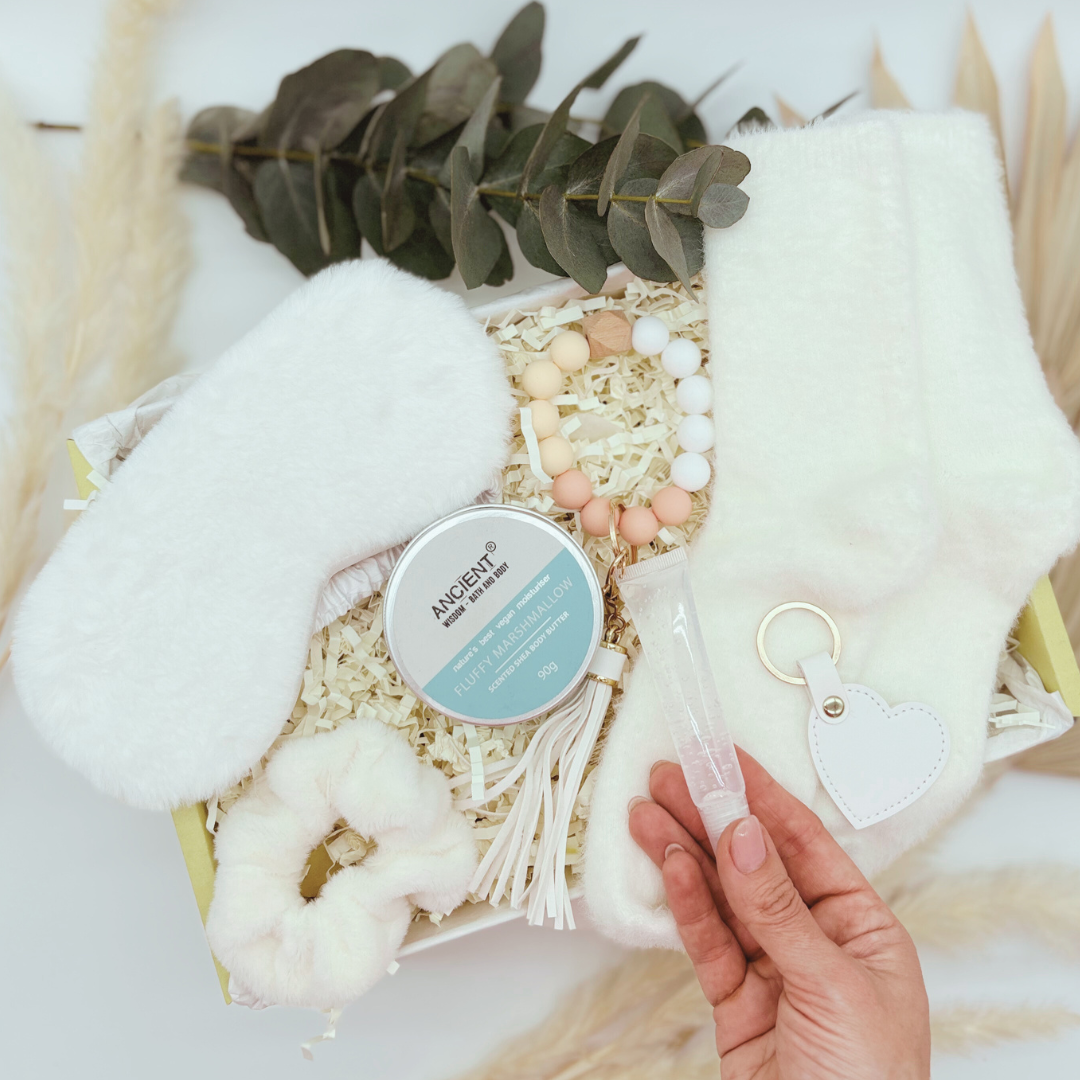 The White Cotton Luxury Pamper Gift Set