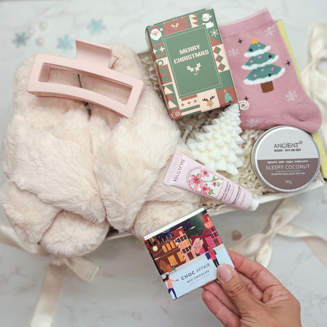 Luxury Winter Wellness Gift Box – Pamper Set with Slippers, Candle &amp; Skincare for Her