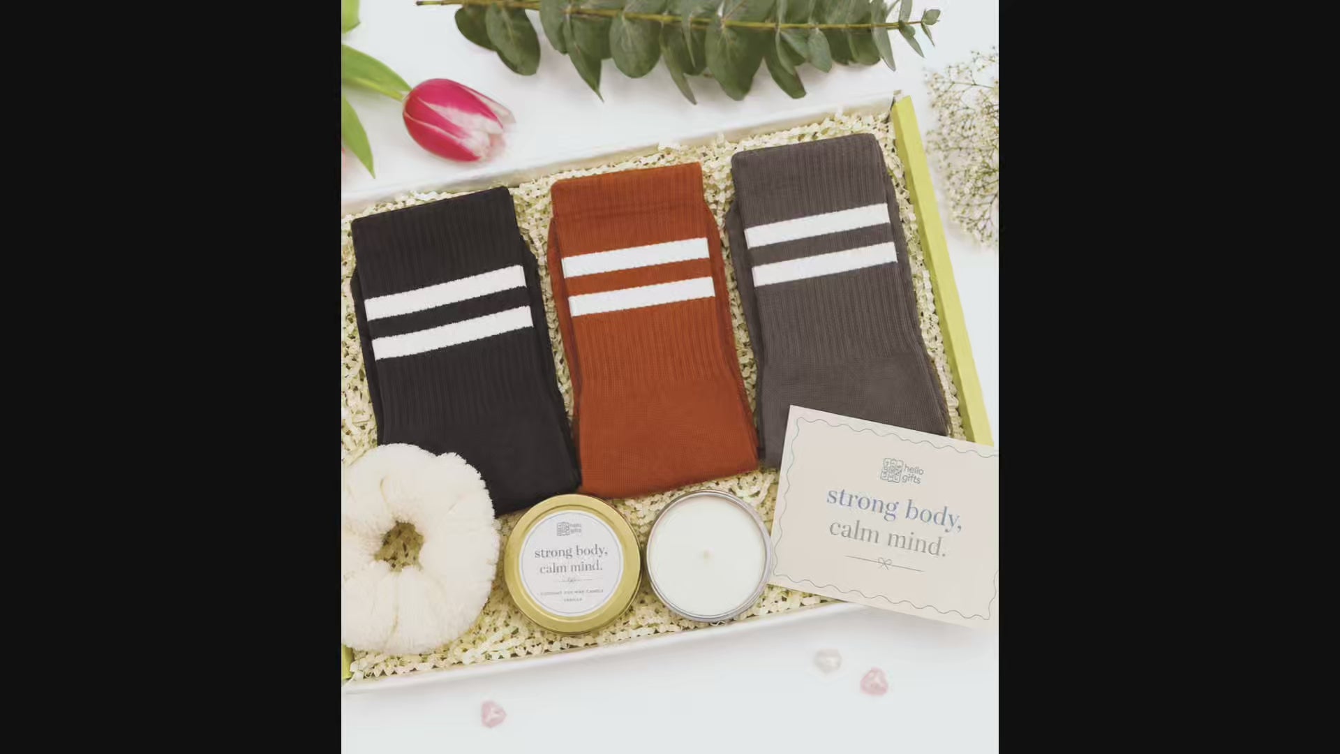 Dark pilates gift box product reel
